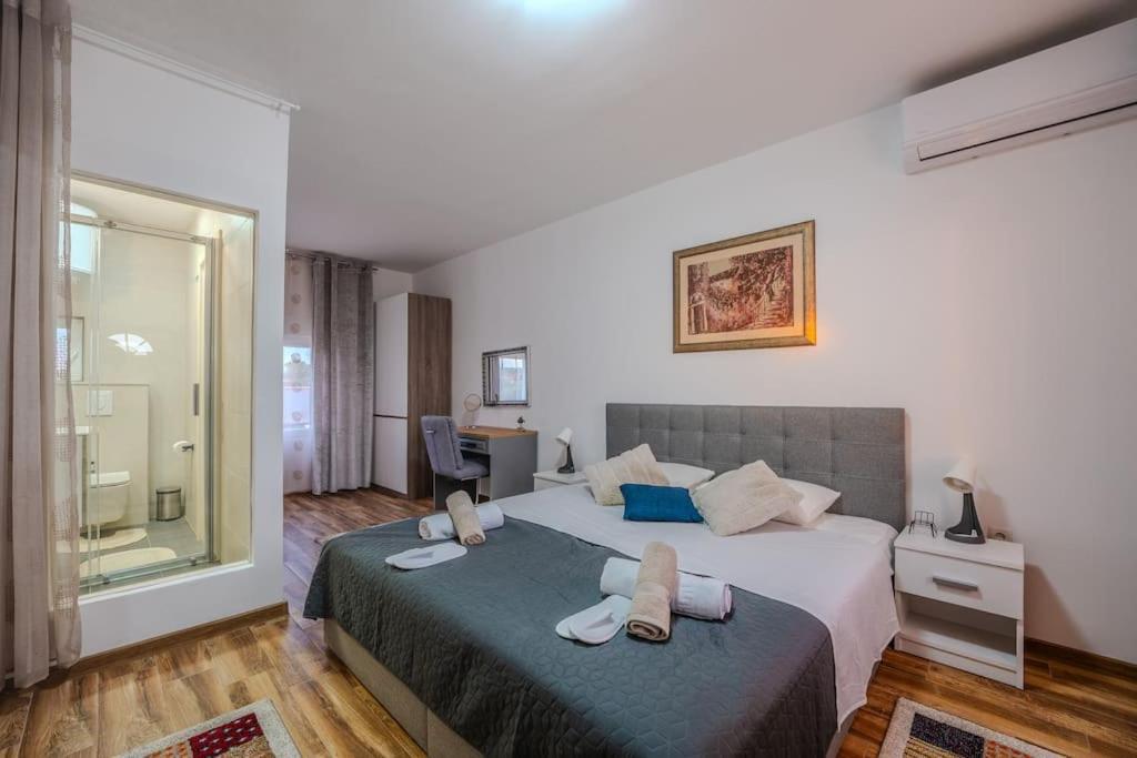 Villa Leny With Pool Sukošan Dış mekan fotoğraf
